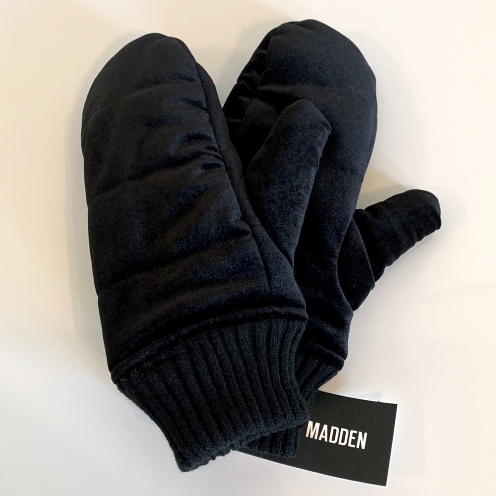 Women’s Steve Madden Puffer Glove/Mitten (OS) Black Velour/Velvet
